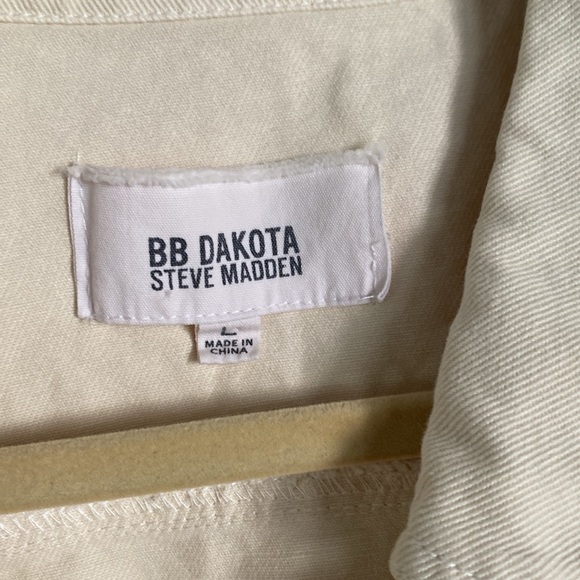 BB DAKOTA STIVE MADDEN SIZE L JACKET. - Picture 4 of 9